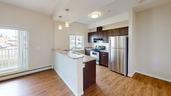 Building Photo - 10004-1097A 97A St