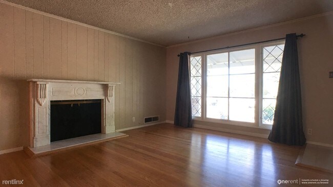 Building Photo - 3108 Monterey St