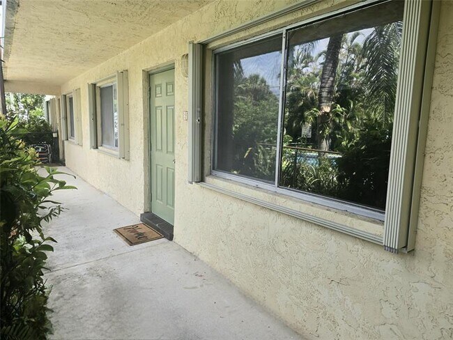 Foto del edificio - 1250 Miami Rd