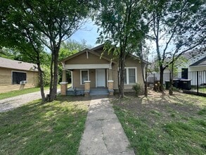 Building Photo - 2112 McKenzie Ave