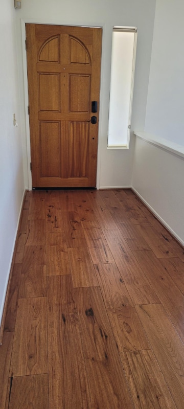 Building Photo - 11322 Redbud Ct