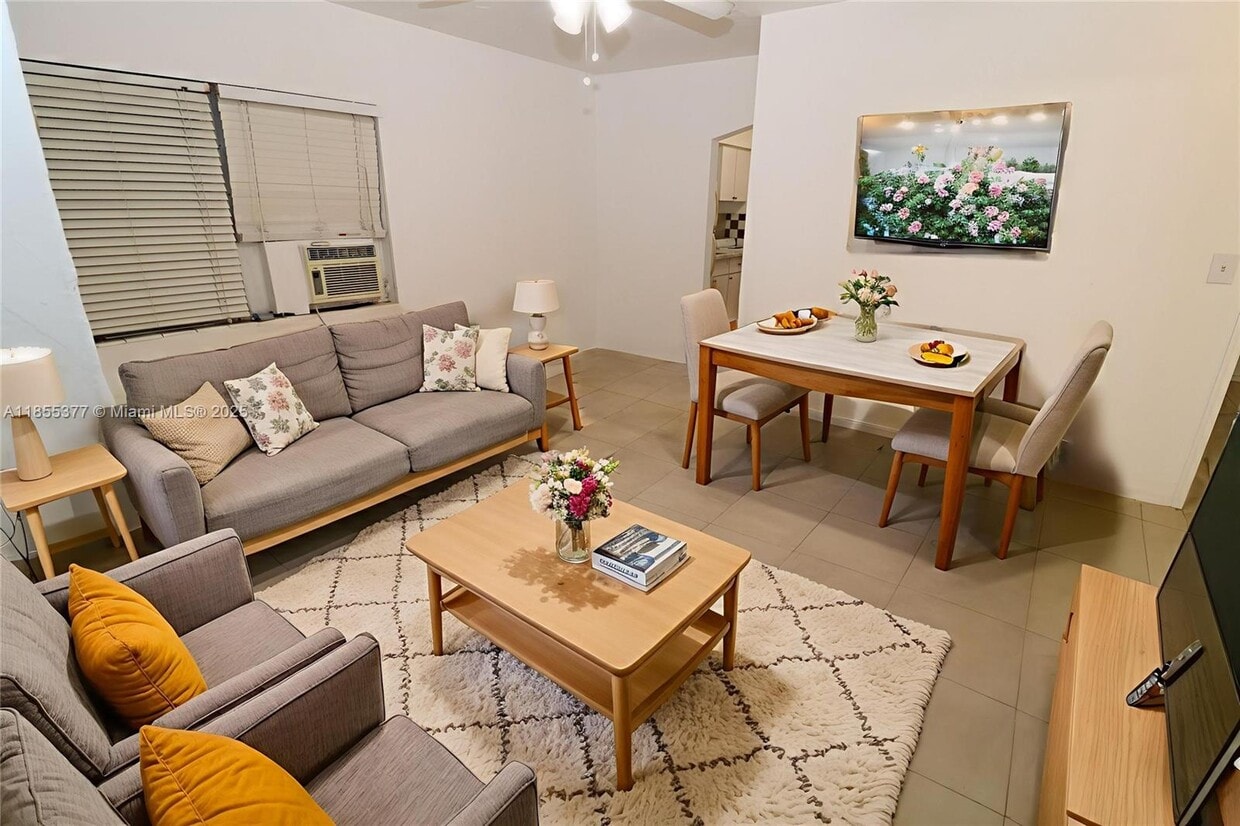 Foto principal - 777 NE 85th St