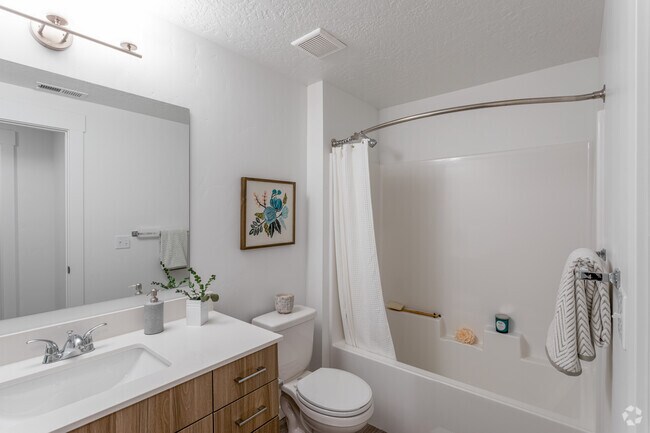 2BR, 2BA - 1,077SF - Village East Apartments & Townhomes