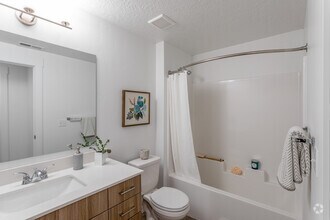 2BR, 2BA - 1,077SF - Village East Apartments & Townhomes