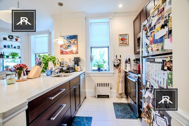 Building Photo - 1340 Commonwealth Ave