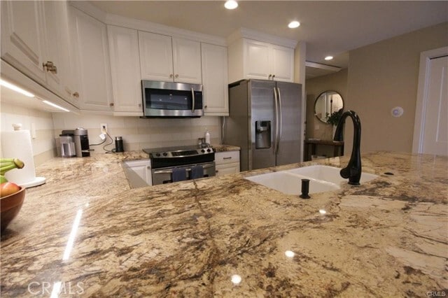 Building Photo - 6221 Marina Pacifica Dr N