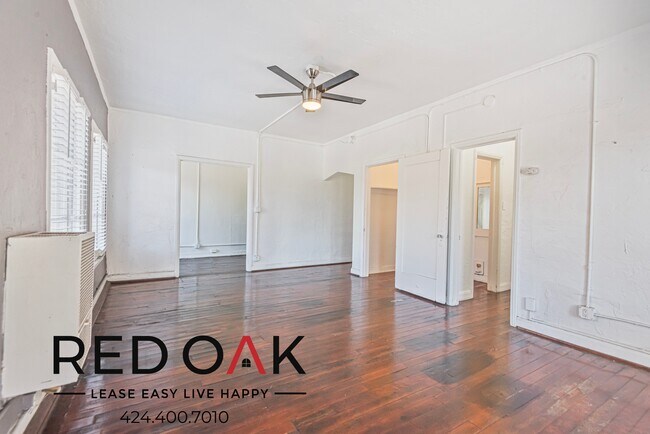 Foto del edificio - 854 S Oxford Ave