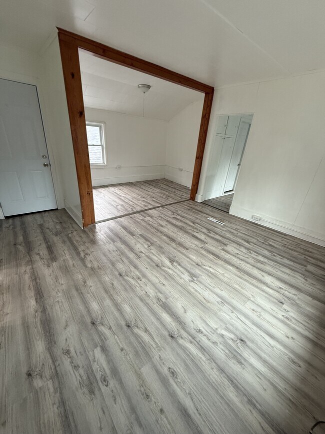 Foto del edificio - 97 W 8th St