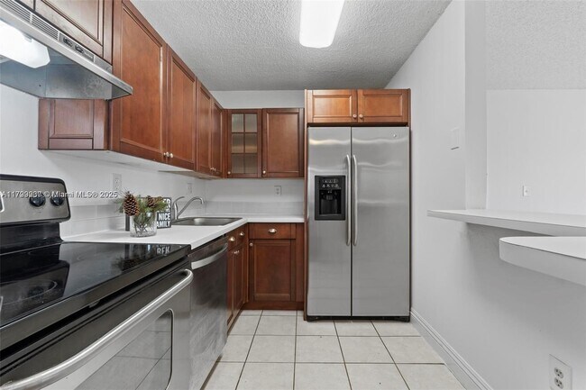 Foto del edificio - 15600 SW 80th St