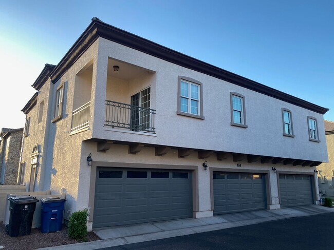 Foto del edificio - Resort-Style Living in Gilbert – 3 Bed Townhome Near SanTan Village