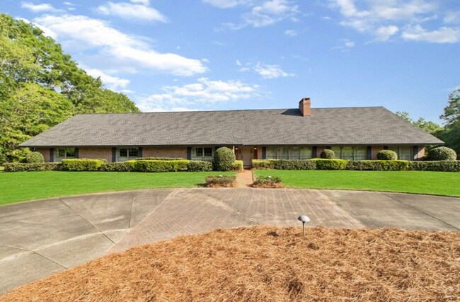 Foto del edificio - 676 Trawick Rd