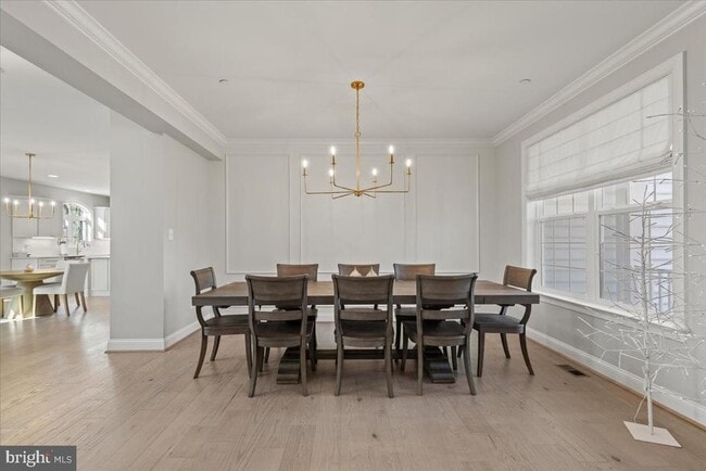 Building Photo - 2061 St Pauls Ct