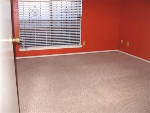 Foto del edificio - 7900 N Stadium Dr