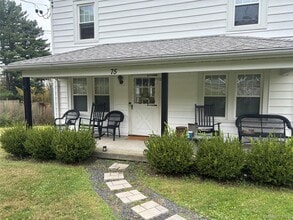 Building Photo - 75 Verbank Rd