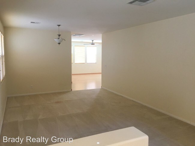Building Photo - 549 Playa Linda Pl