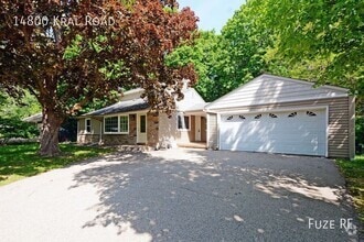 Building Photo - 14800 Kral Rd