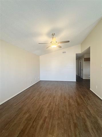 Foto del edificio - 1114 Suburban St