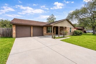 Building Photo - 12510 Hunting Brook Dr