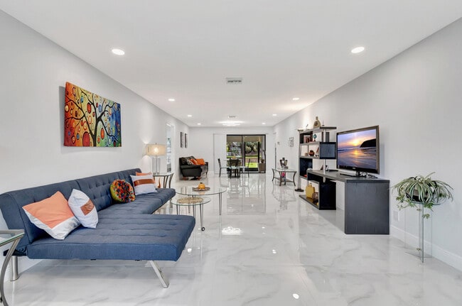 Building Photo - 9780 Parkinsonia Tree Trail