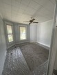 Foto principal - 722 Jackson Ave