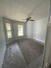 Building Photo - 722 Jackson Ave