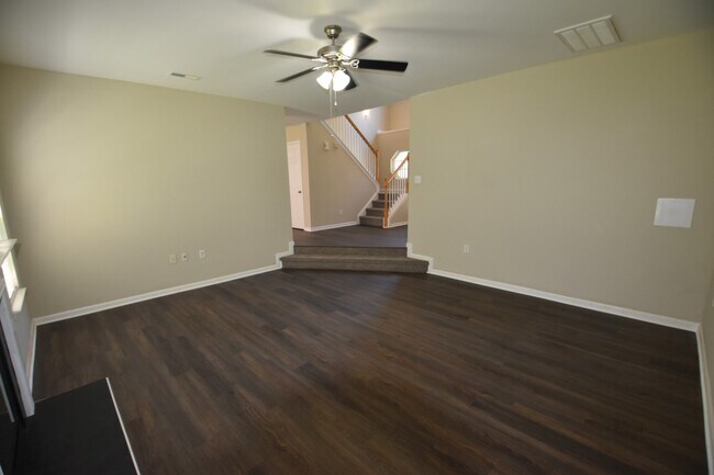 Building Photo - 136 Gage Dr