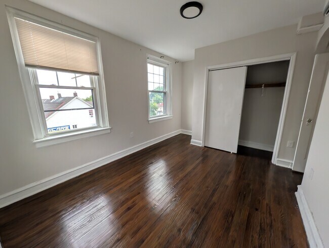 Foto del edificio - 1458 Northampton St