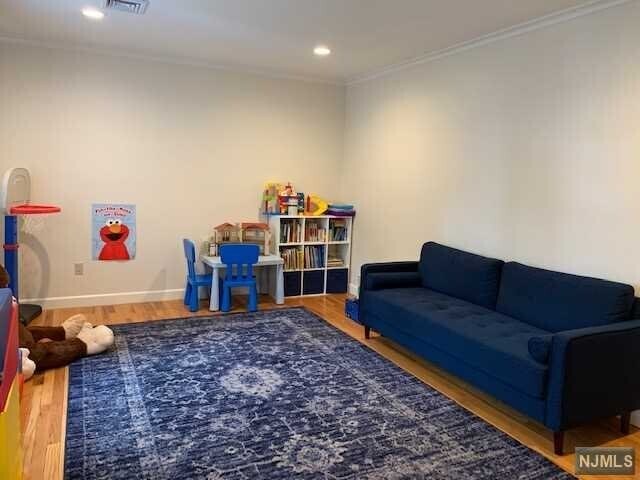 Building Photo - 57 Bellevue Ave