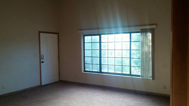 Foto del edificio - 1145 8th St Unit C