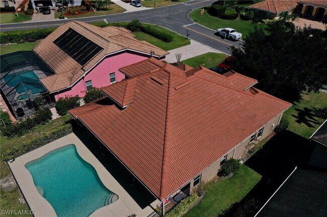 Foto del edificio - 335 Lambton Ln