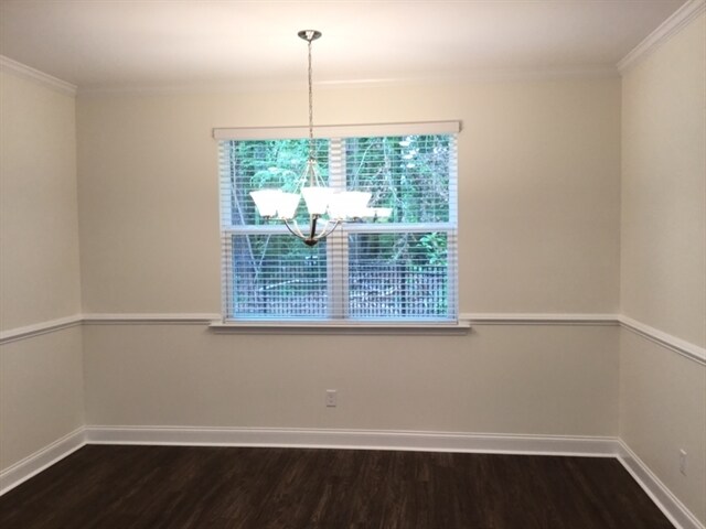 Building Photo - 215 Swan Dr