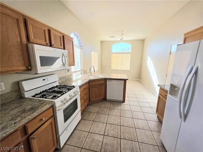 Building Photo - 10416 Prime View