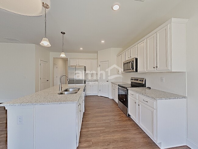 Building Photo - 2462 Napa Valley Dr