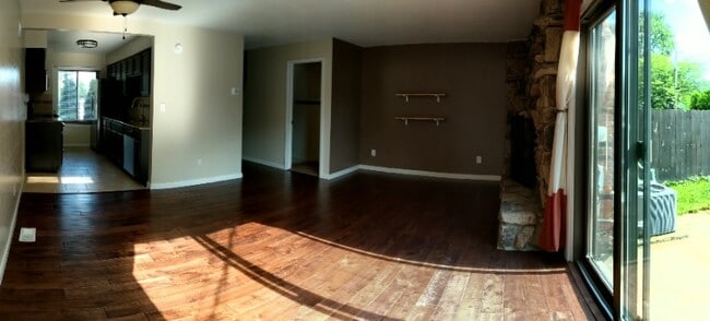 Building Photo - 2039 N Campbell Rd