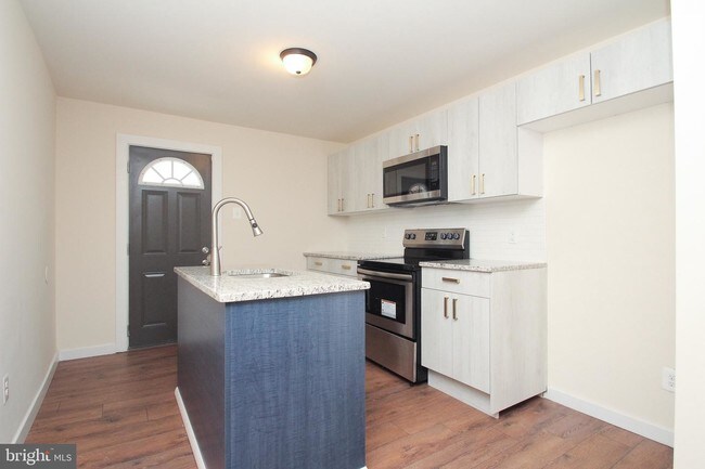 Foto del edificio - 1454 N 56th St