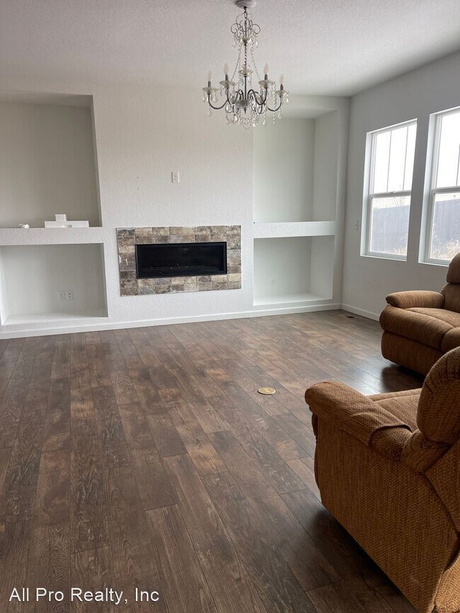 Foto del edificio - 3 br, 2 bath House - 21 Homestead Way