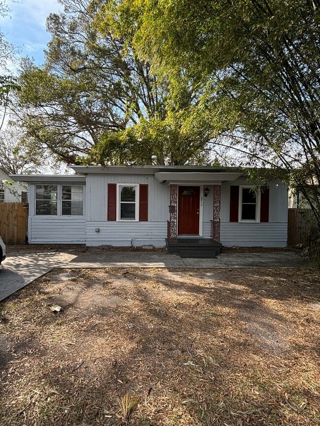 Photo - 2912 23rd St N House