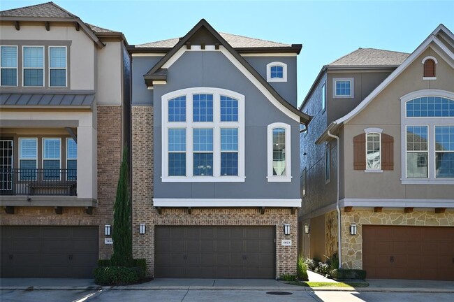Building Photo - 11023 Acorn Falls Dr