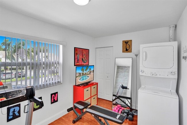 Building Photo - 4964 NW 97th Pl