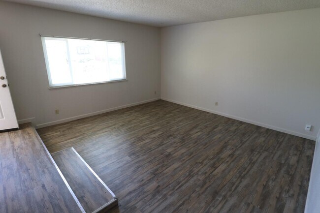 Foto del edificio - 3342 W Oswego Ave