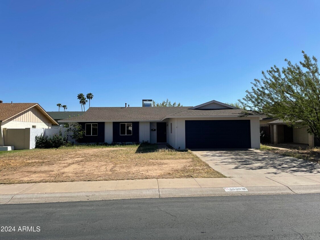 Primary Photo - 3529 W Acapulco Ln