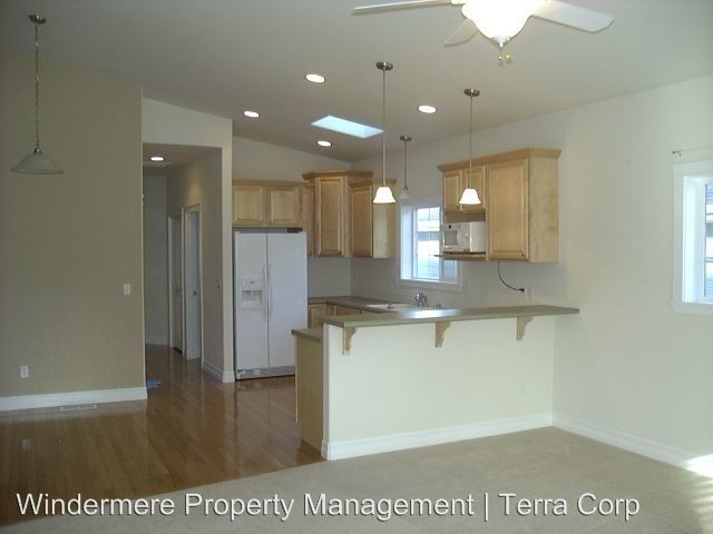 Building Photo - 2 br, 2 bath House - 1809 Cedar Springs Lane