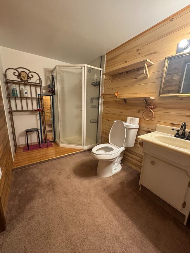 Foto del edificio - 1004 W Rochester Ave