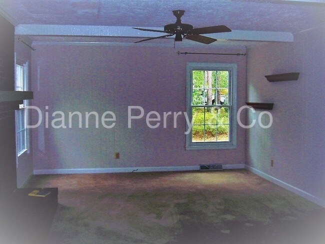 Building Photo - 543 George Anderson Dr