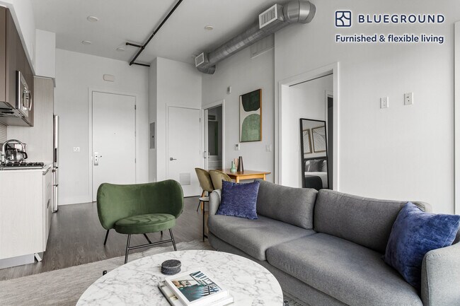 Foto del edificio - 3838 Dunn Dr