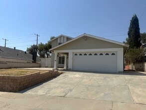 Building Photo - 328 E Ave R12
