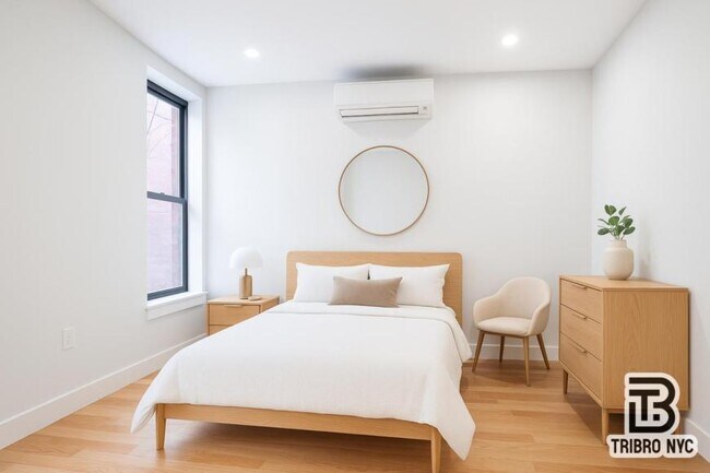 Foto del edificio - 3 bedroom in RIDGEWOOD NY 11385
