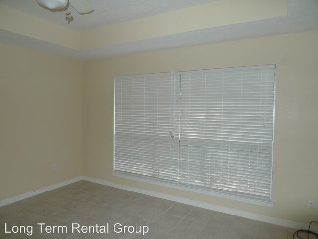 Building Photo - 3 br, 3 bath House - 4607 Pine Blvd.