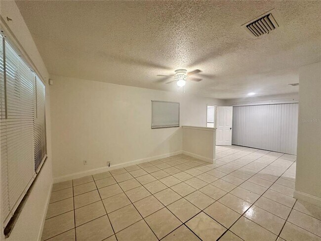 Foto del edificio - 4523 Prince Hall Blvd