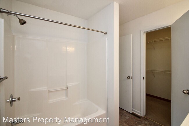 Foto del edificio - 3 br, 2.5 bath House - 1361 Seneca Creek C...
